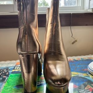 GOLD/ROSE GOLD boots